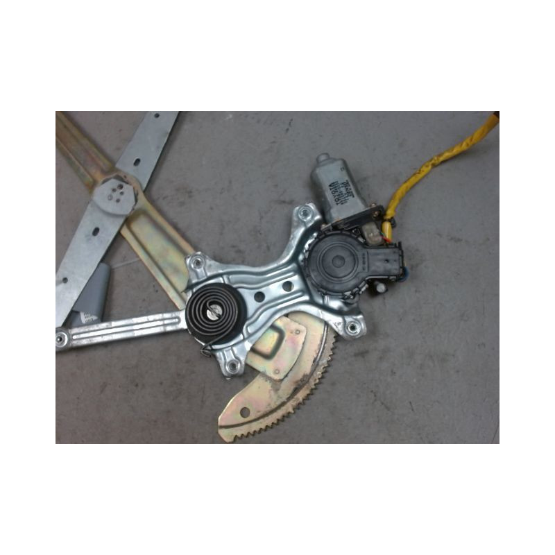 MECANISME+MOTEUR LEVE-GLACE AVANT GAUCHE TOYOTA PREVIA -2000