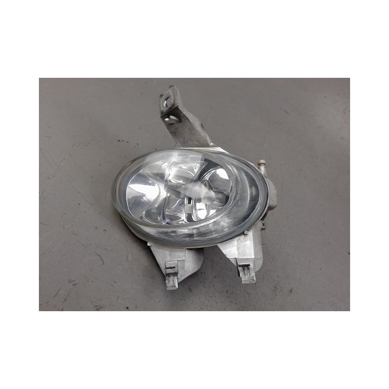PHARE ANTIBROUILLARD AVANT DROIT PEUGEOT 206