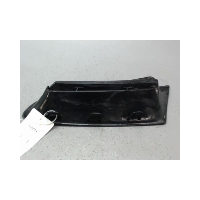 GRILLE CALANDRE DROIT RENAULT CLIO