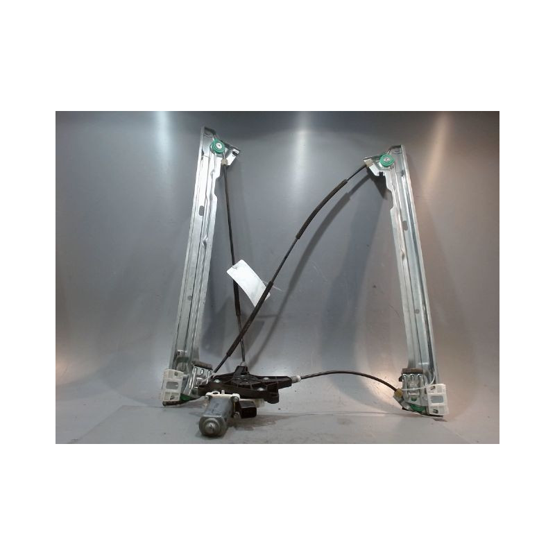 MECANISME+MOTEUR LEVE-GLACE AVANT DROIT MERCEDES VITO