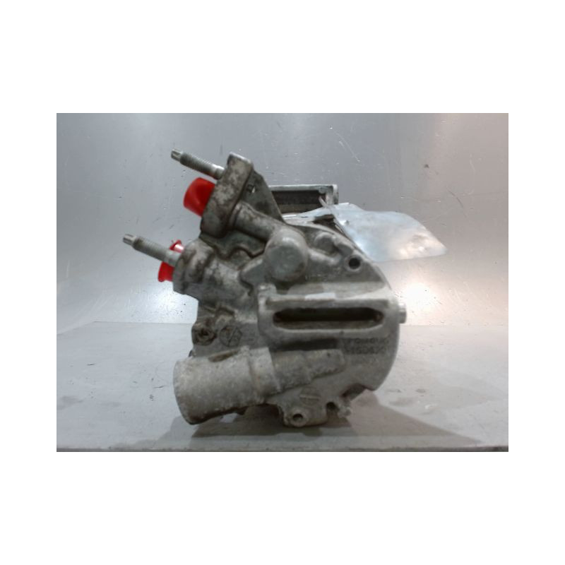COMPRESSEUR AIR CONDITIONNE FORD FIESTA
