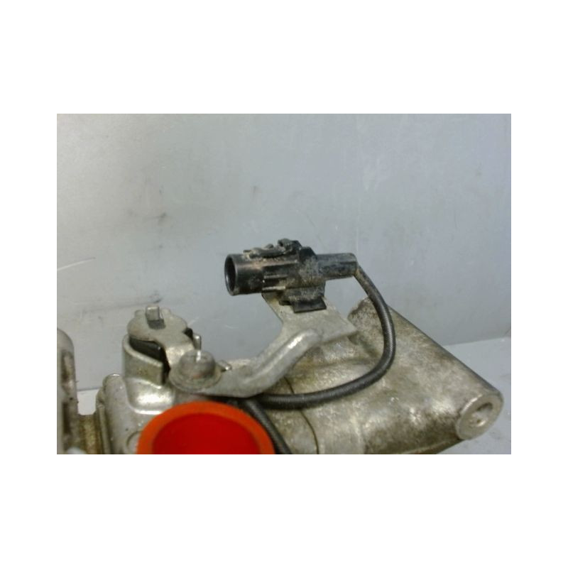 COMPRESSEUR AIR CONDITIONNE SUZUKI SX4