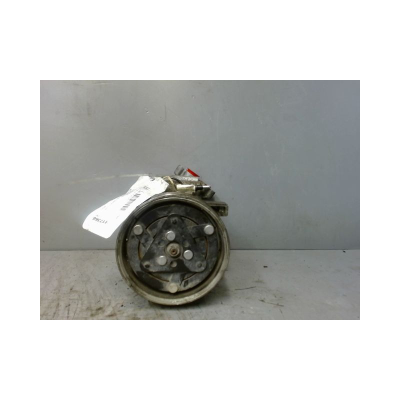 COMPRESSEUR AIR CONDITIONNE RENAULT CLIO