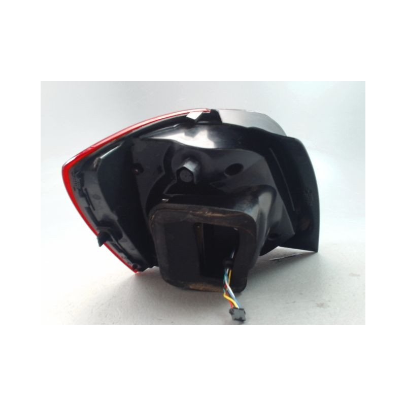 FEU ARRIERE DROIT VOLKSWAGEN POLO V Phase 1 (6R) 2009-...
