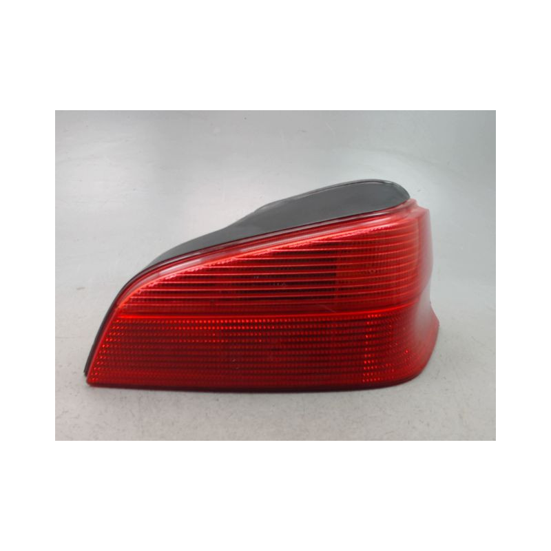 FEU ARRIERE DROIT PEUGEOT 106 Phase 2 1996-2003