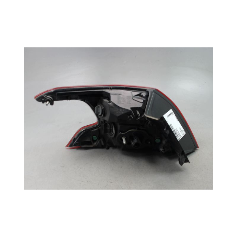 FEU ARRIERE DROIT PEUGEOT 308 2011-