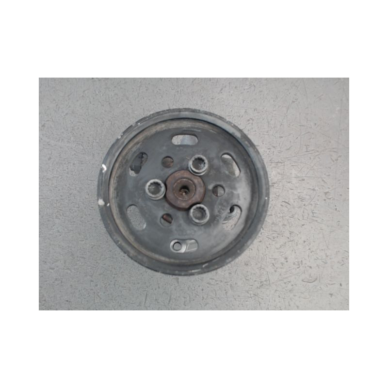 POMPE DIRECTION ASSISTEE VOLKSWAGEN CADDY