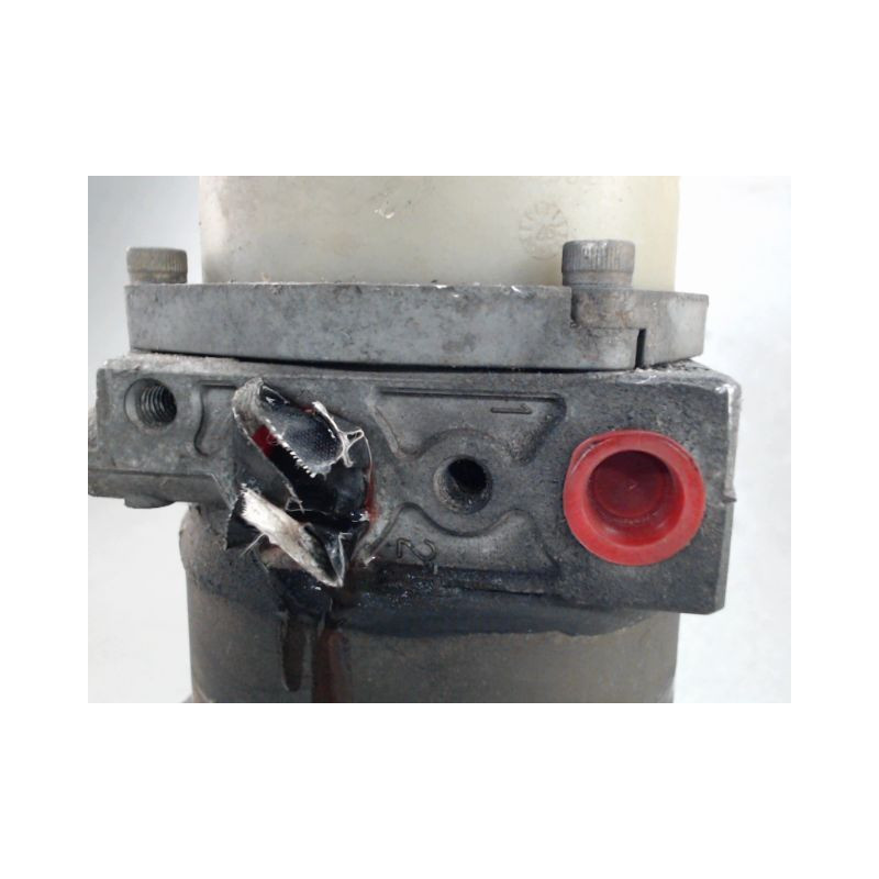 POMPE DIRECTION ASSISTEE RENAULT EXPRESS