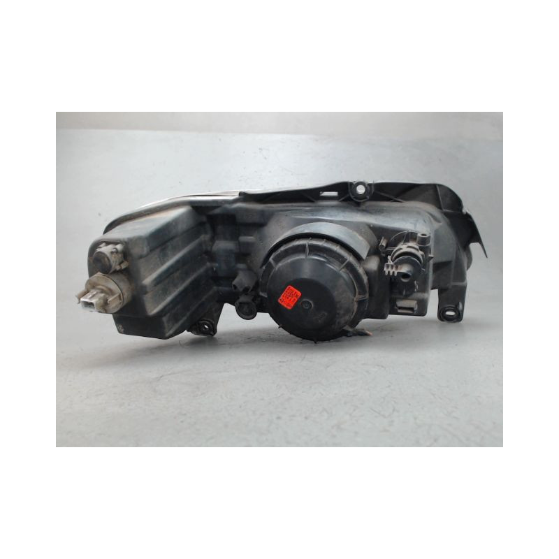 PHARE GAUCHE PEUGEOT 106