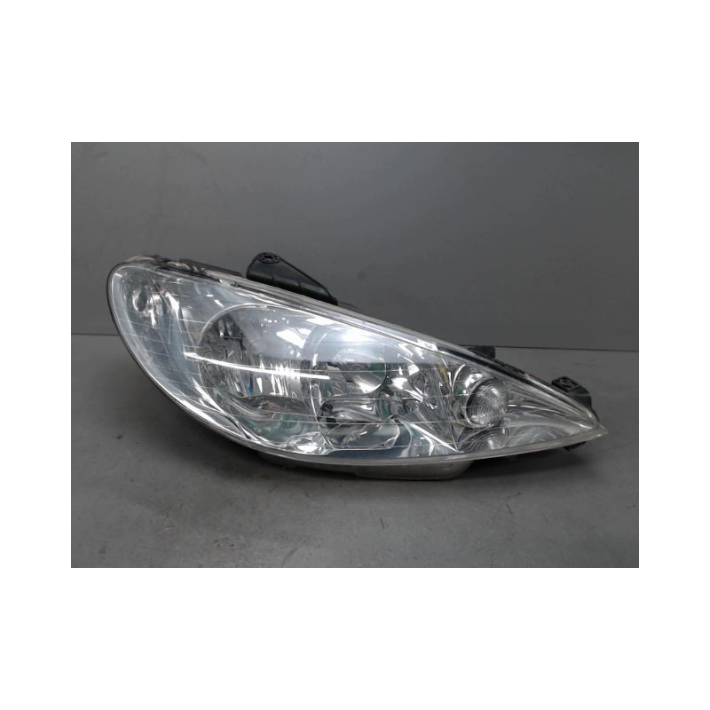 PHARE DROIT PEUGEOT 206