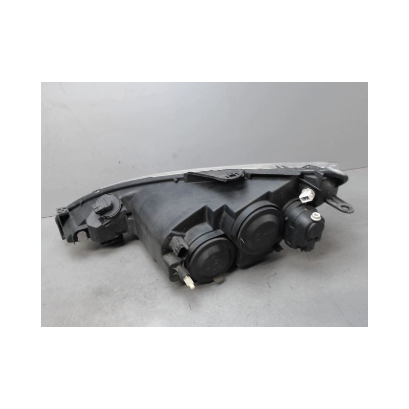 PHARE DROIT PEUGEOT 206