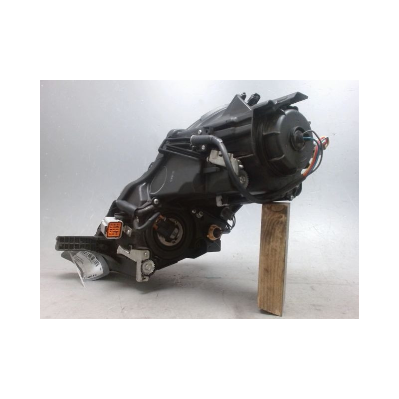 PHARE DROIT CITROEN C-ZERO