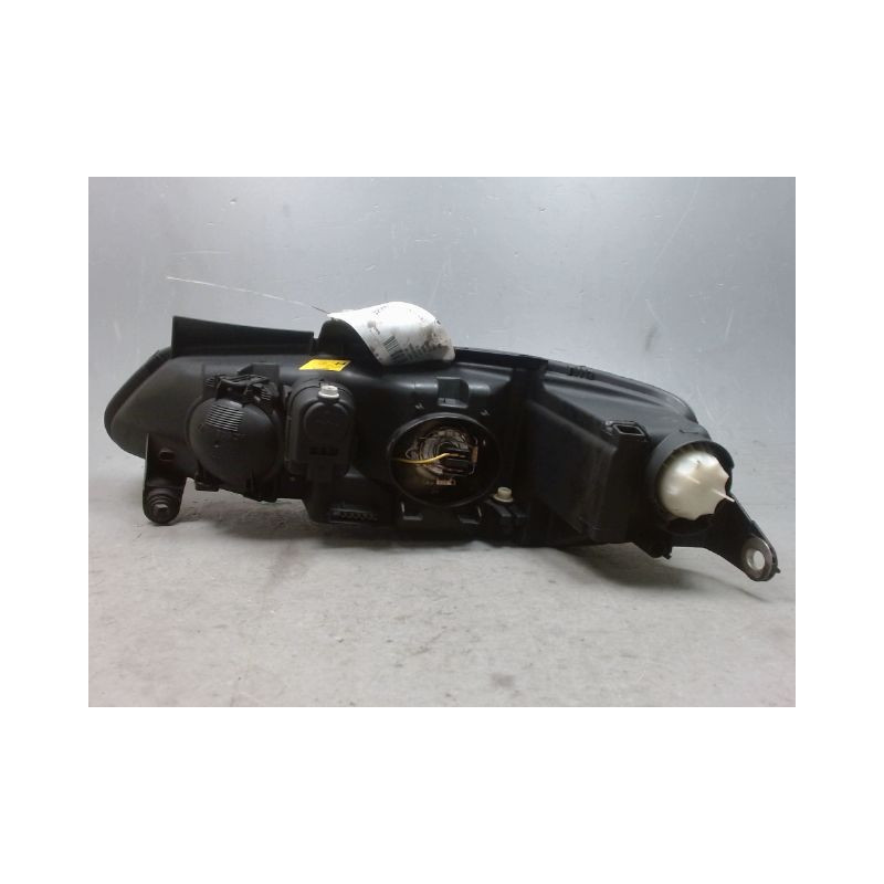PHARE DROIT PEUGEOT 406 95-99