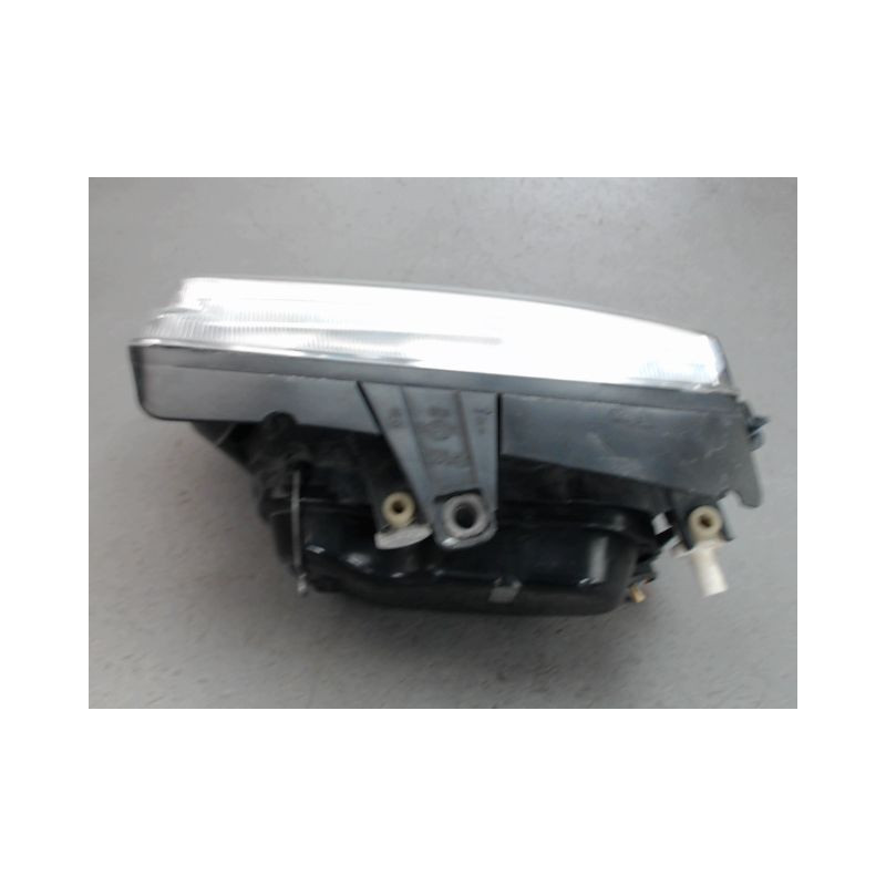 PHARE DROIT VOLKSWAGEN POLO