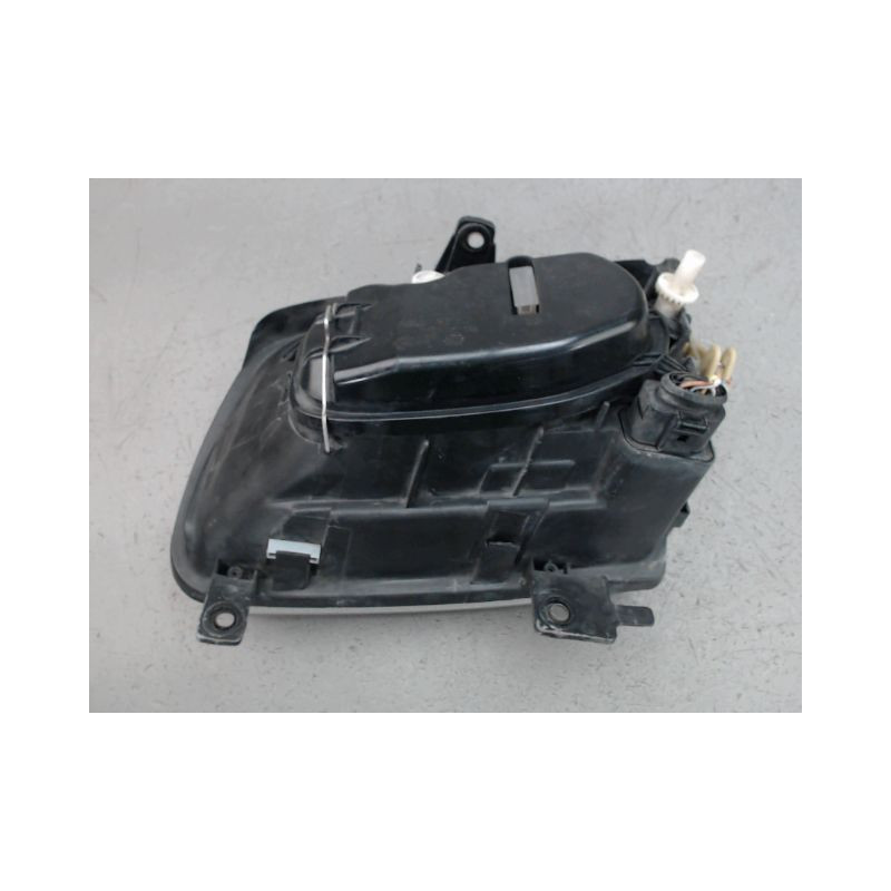 PHARE DROIT VOLKSWAGEN POLO