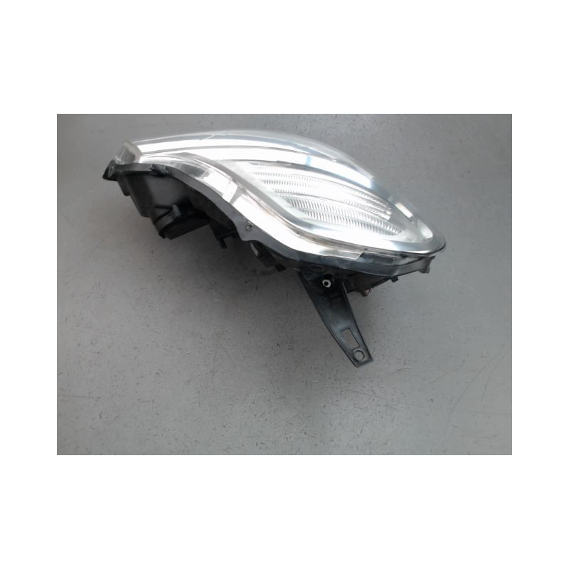PHARE DROIT RENAULT MODUS
