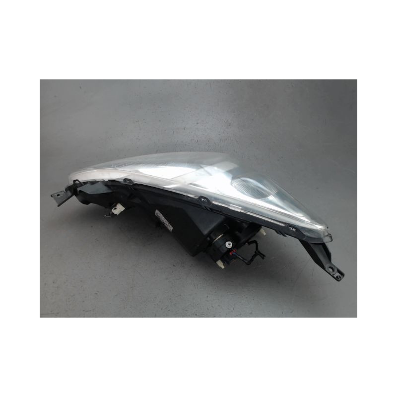 PHARE DROIT NISSAN NOTE
