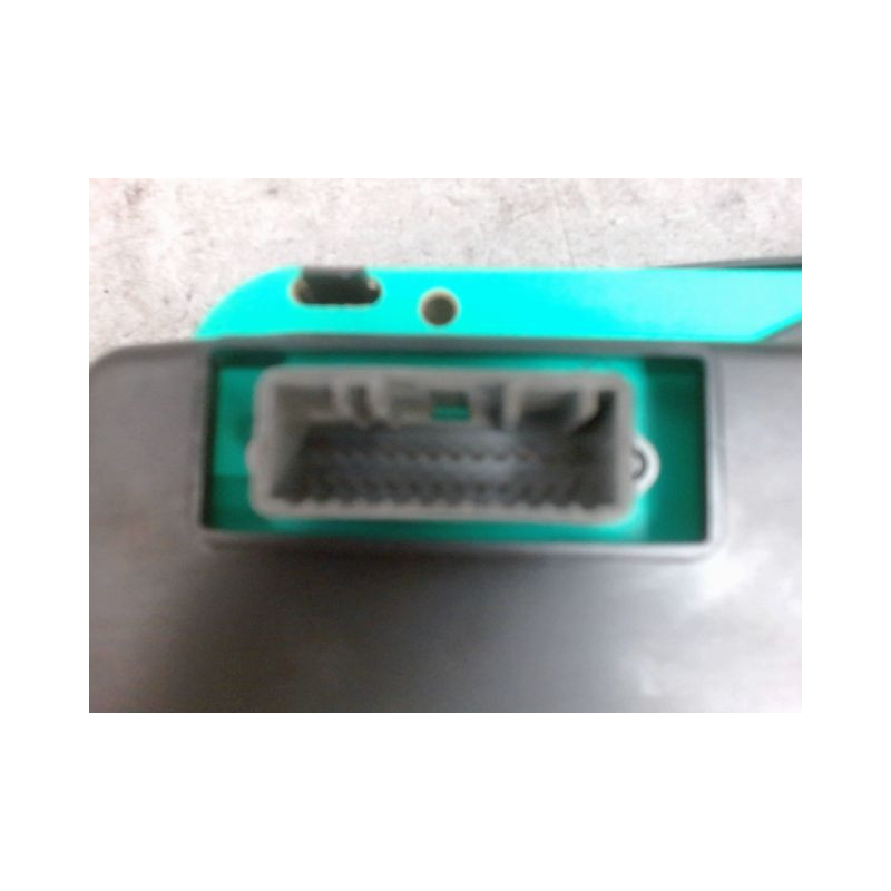 BLOC COMPTEURS DACIA SANDERO 2008-