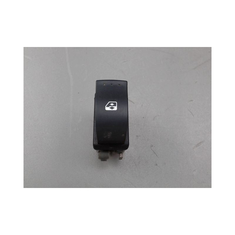 COMMANDE LEVE-GLACE PORTE ARD RENAULT MEGANE