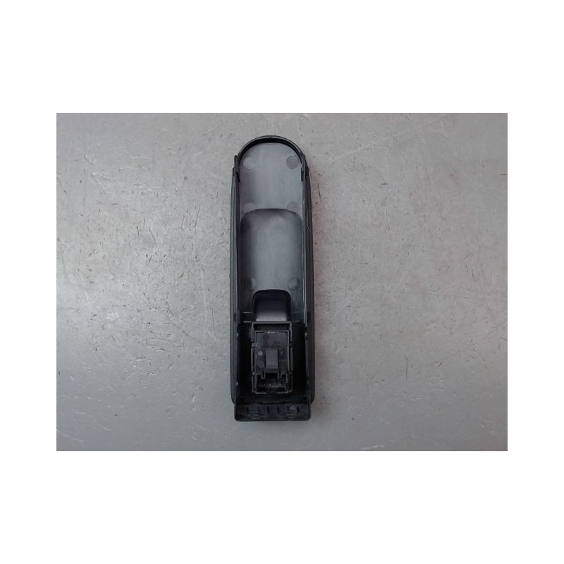 COMMANDE LEVE-GLACE PORTE AVD VOLKSWAGEN GOLF