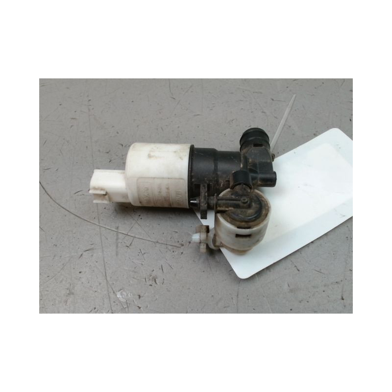 POMPE LAVE-GLACE AVANT FORD C-MAX