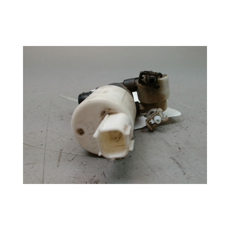 POMPE LAVE-GLACE AVANT FORD C-MAX