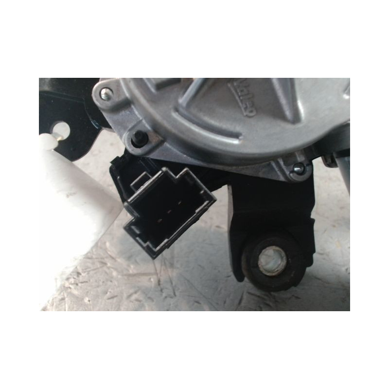 MOTEUR ESSUIE-GLACE ARRIERE DACIA DUSTER