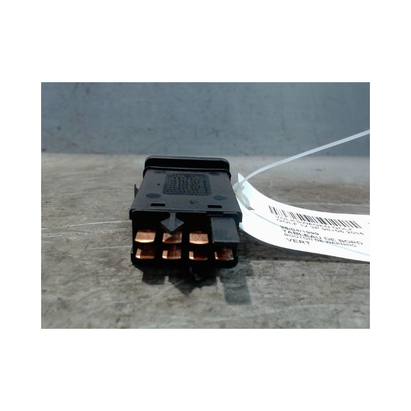 BOUTON DE WARNING VOLKSWAGEN GOLF