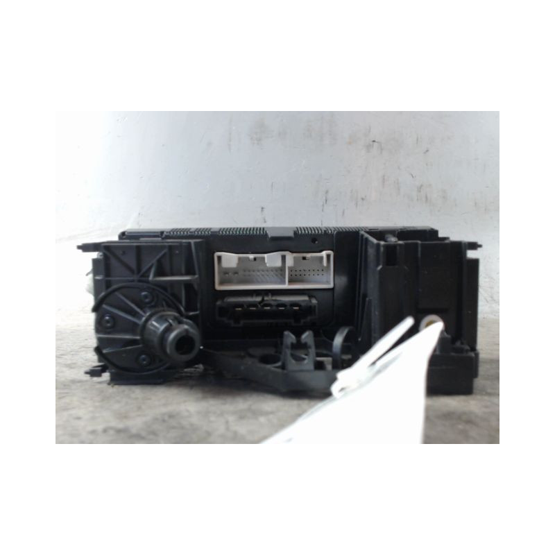COMMANDE DE CHAUFFAGE VOLKSWAGEN CADDY COMBI 2004-