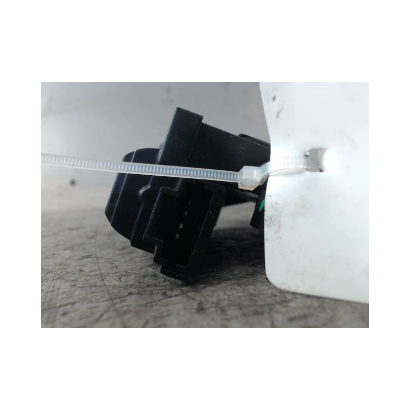 SERRURE HAYON  RENAULT TWINGO 2 2010-