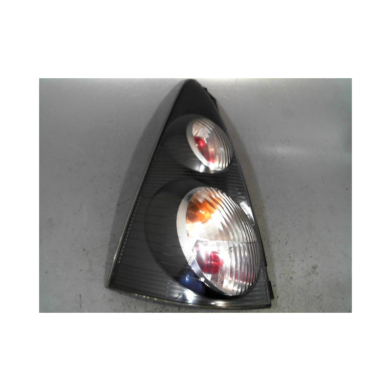 FEU ARRIERE GAUCHE  PEUGEOT 107 5P
