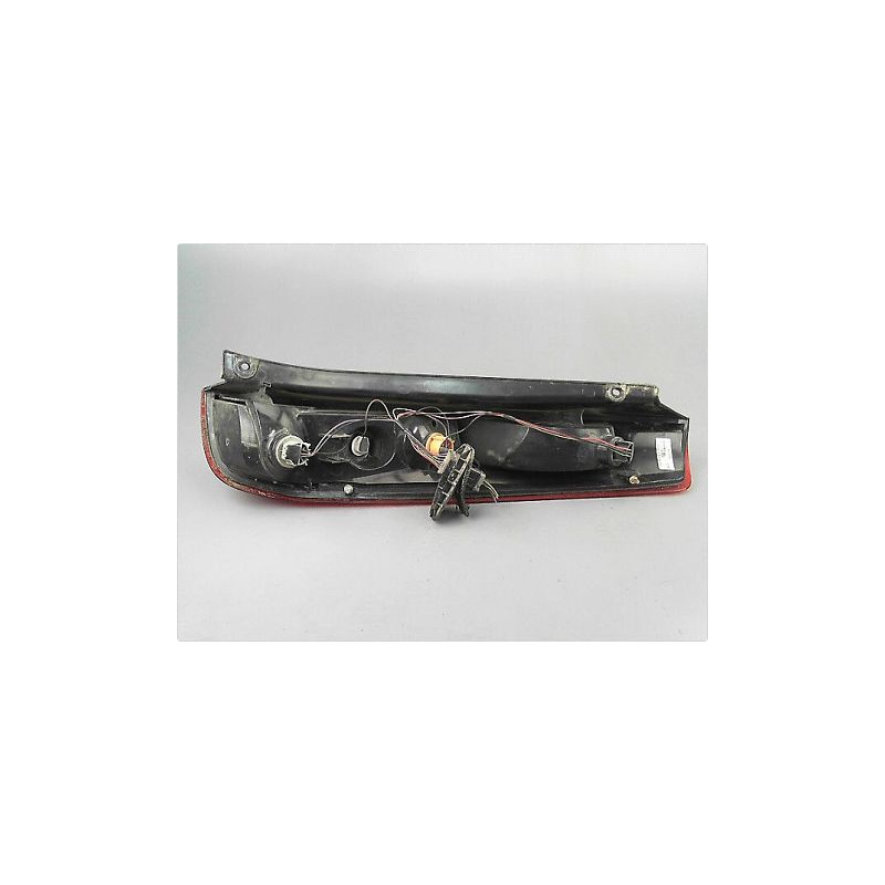 FEU ARRIERE GAUCHE  FORD FIESTA 05-08