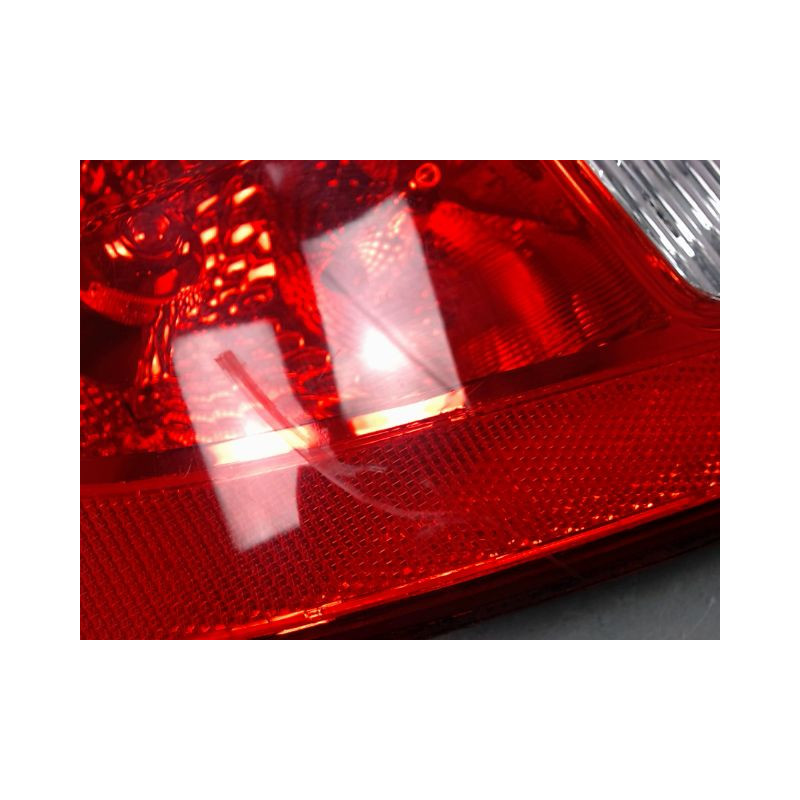FEU ARRIERE GAUCHE  HYUNDAI GETZ