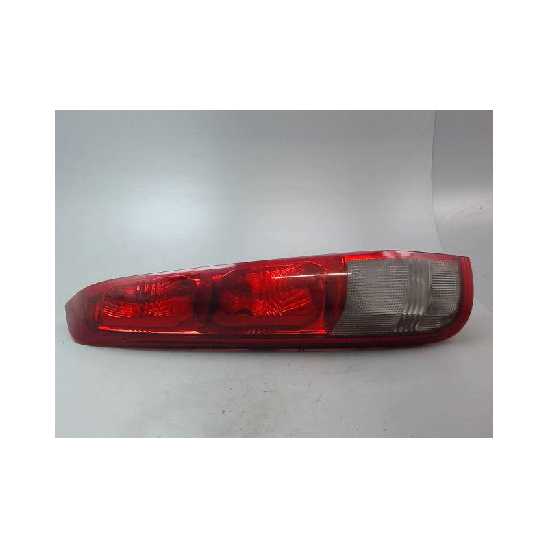 FEU ARRIERE GAUCHE  NISSAN X-TRAIL BREAK I Phase 1 2001-2003