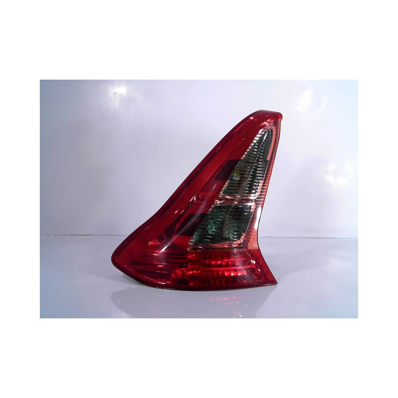 FEU ARRIERE GAUCHE  CITROEN C4 04-08
