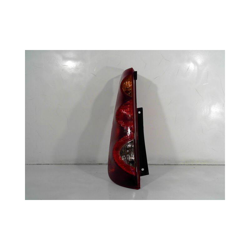 FEU ARRIERE GAUCHE  NISSAN NOTE