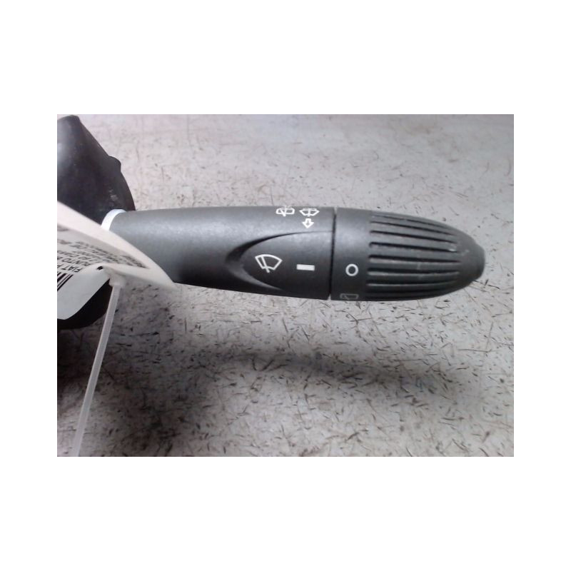 BLOC COMMODOS FIAT PUNTO 2003-