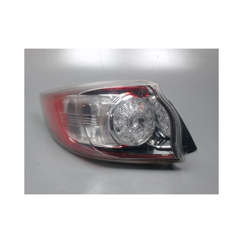 FEU ARRIERE GAUCHE  MAZDA MAZDA 3  5P