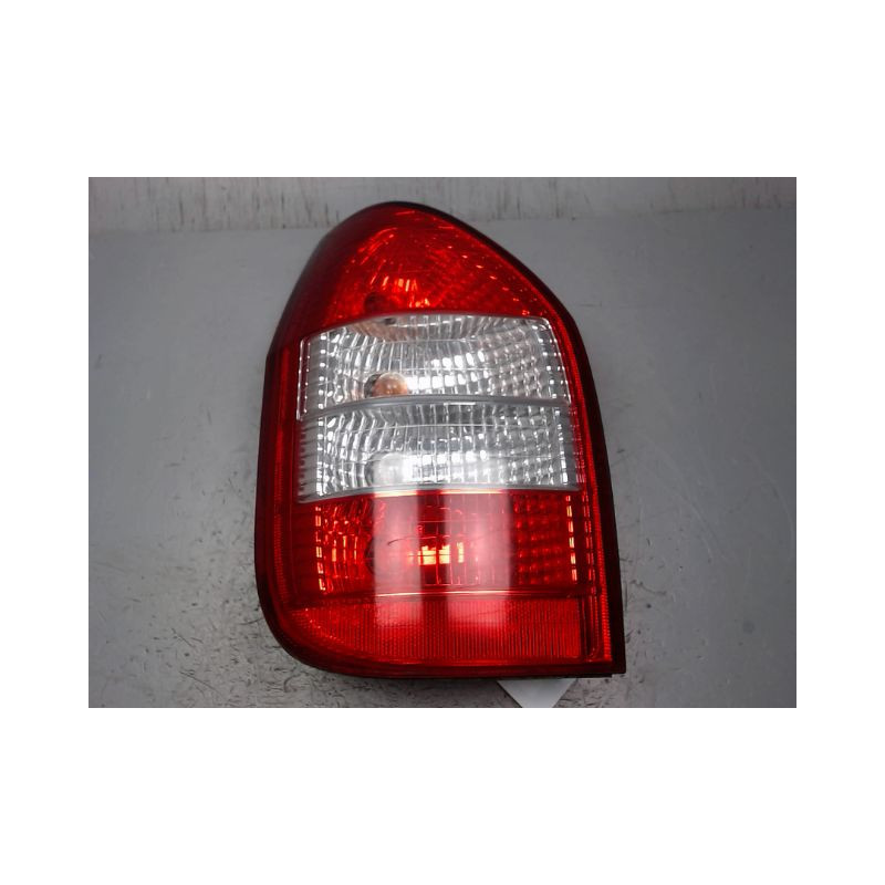 FEU ARRIERE GAUCHE  OPEL ZAFIRA