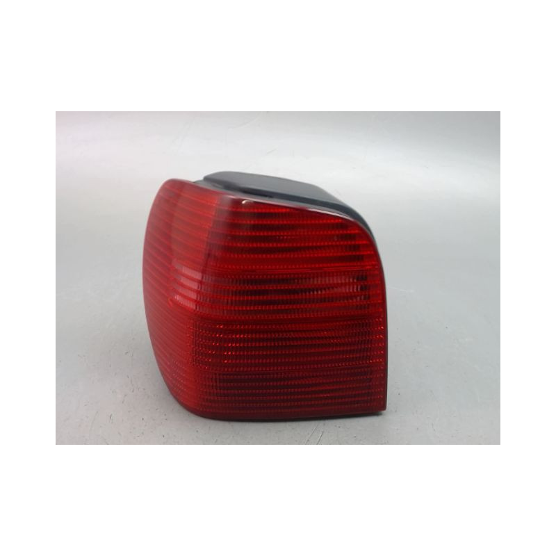 FEU ARRIERE GAUCHE  VOLKSWAGEN POLO III Phase 2 (6N) 1999-2001