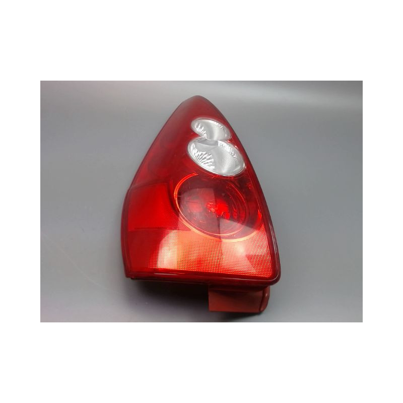 FEU ARRIERE GAUCHE  MAZDA 5 MONOSP. I Phase 1 2005-2008