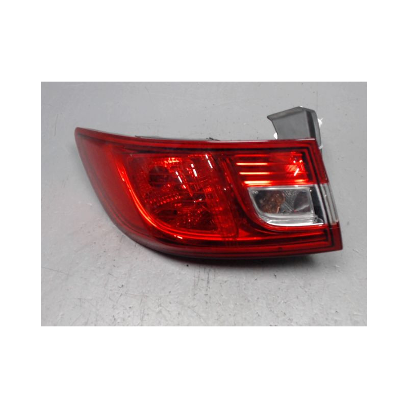 FEU ARRIERE GAUCHE  RENAULT CLIO IV 2012-