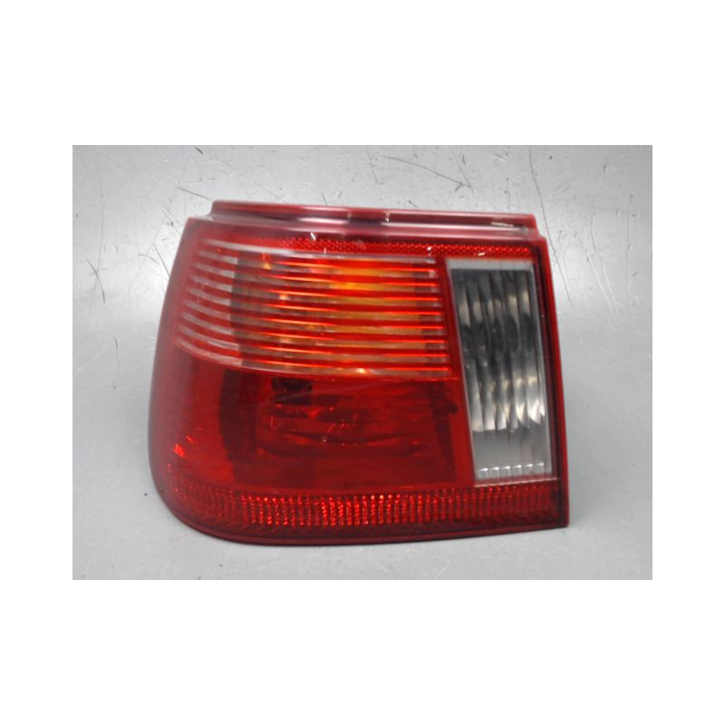FEU ARRIERE GAUCHE  SEAT IBIZA 99-2002