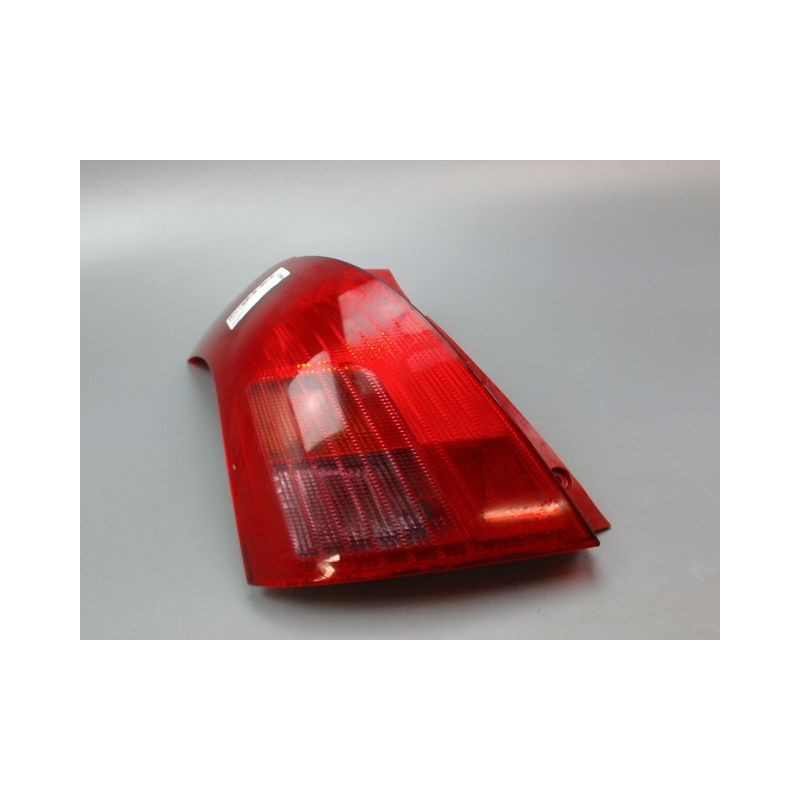 FEU ARRIERE GAUCHE  SUZUKI SWIFT III 2005-2011