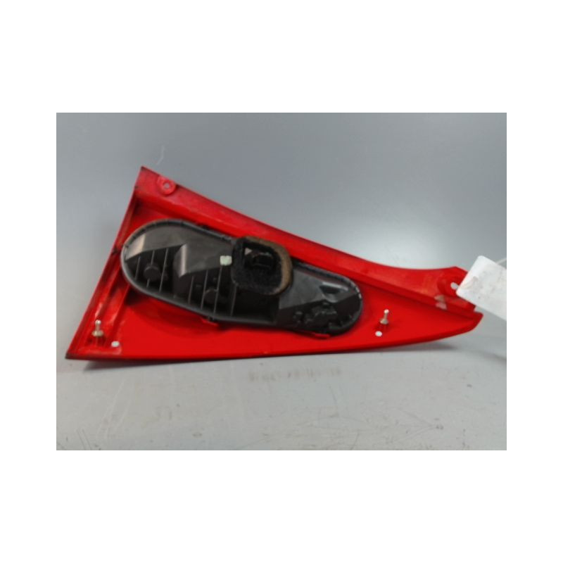 FEU ARRIERE GAUCHE  PEUGEOT 107 5P