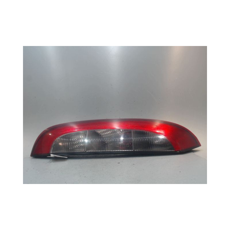 FEU ARRIERE GAUCHE  OPEL CORSA