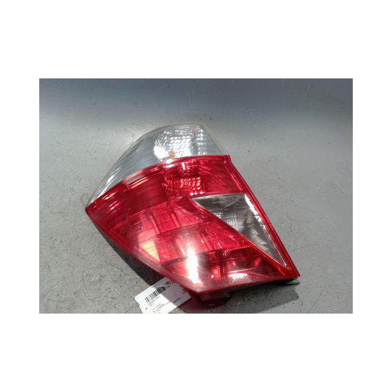 FEU ARRIERE GAUCHE  HONDA FR-V