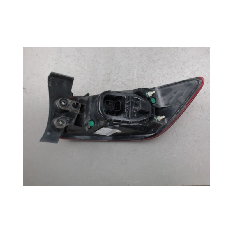 FEU ARRIERE GAUCHE  RENAULT CLIO