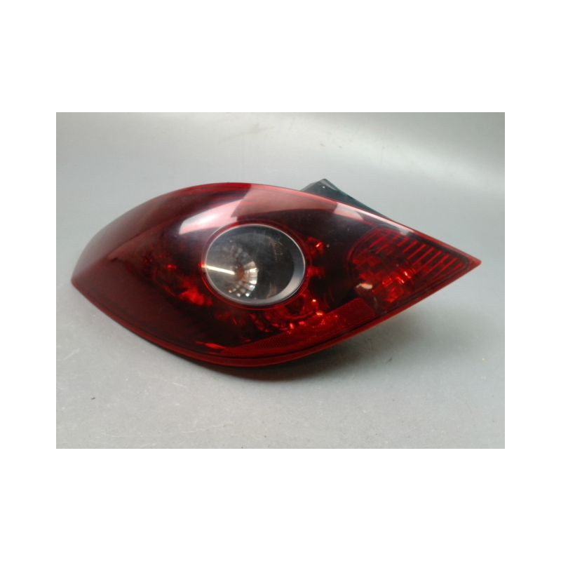 FEU ARRIERE GAUCHE  OPEL CORSA IV Phase 2 (D) 2011-2015