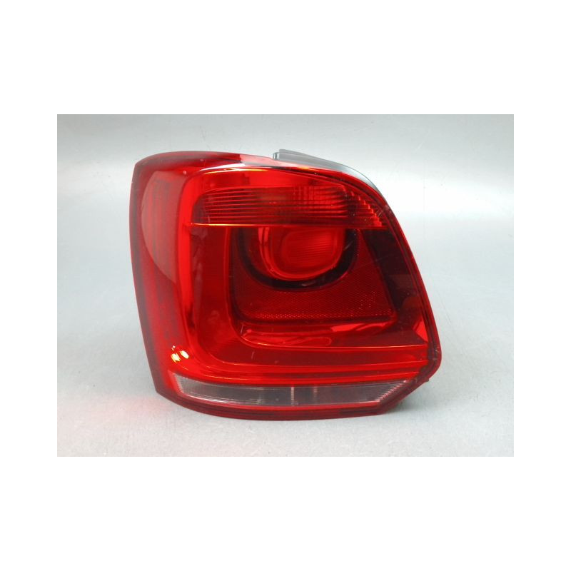 FEU ARRIERE GAUCHE  VOLKSWAGEN POLO V Phase 1 (6R) 2009-...